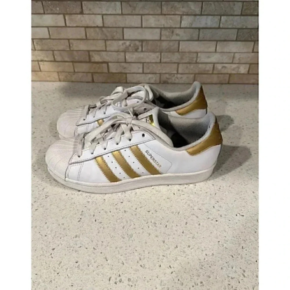 Adidas clam shell toed superstar women’s size 5 BQ - Picture 5 of 5